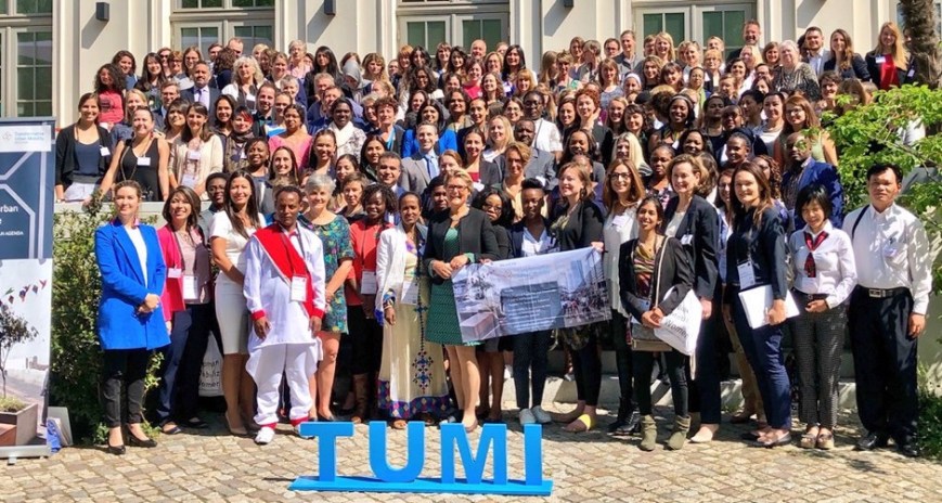 Mujeres movilizando a Mujeres: herramientas para la movilidad segura en la ciudad.